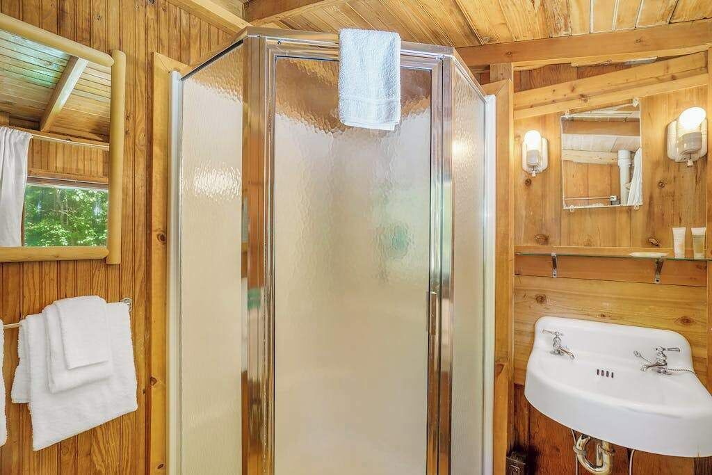 Photo of Bathroom in Frankfort