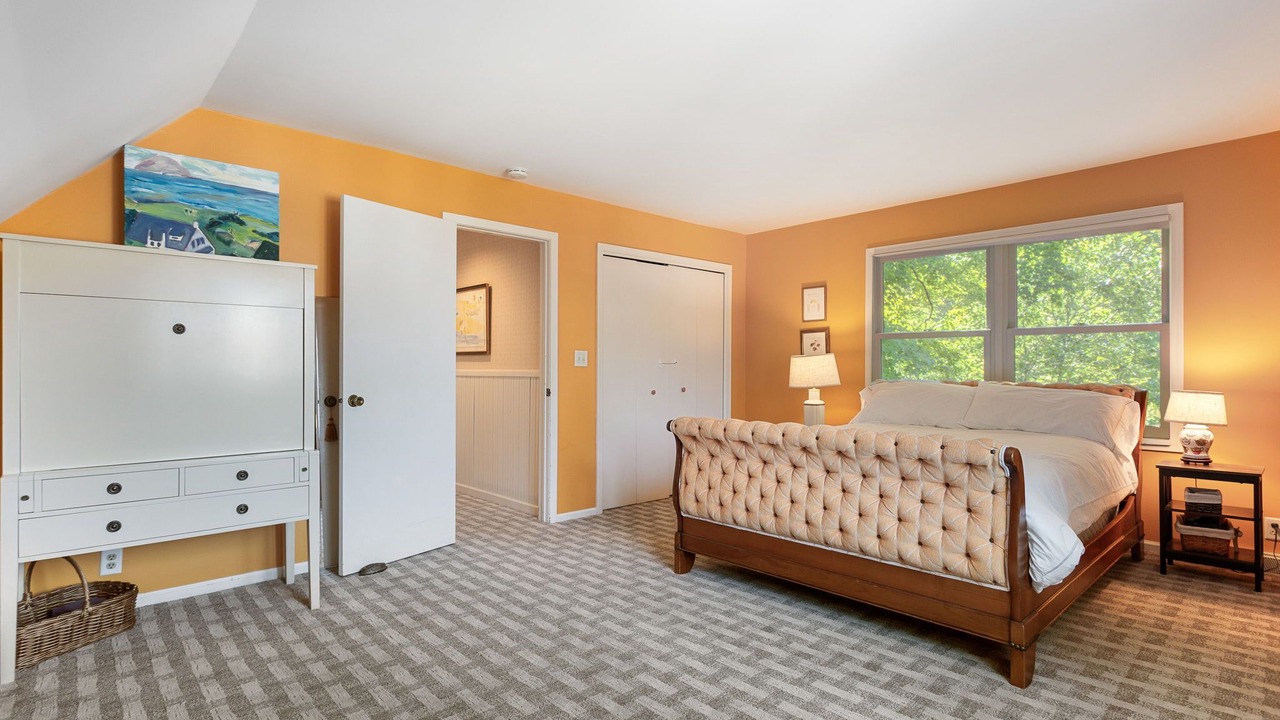 Photo of Bedroom in Macatawa