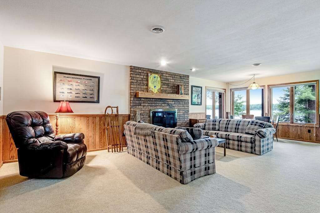 Photo of Livingroom in Manitowish Waters