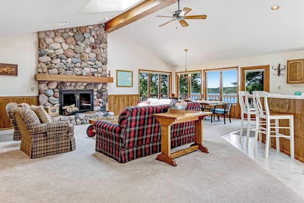 Photo of Livingroom in Manitowish Waters