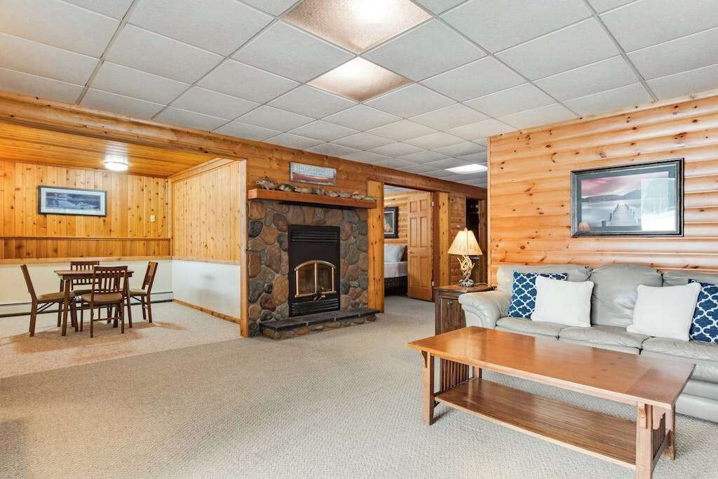 Photo of Livingroom in Manitowish Waters