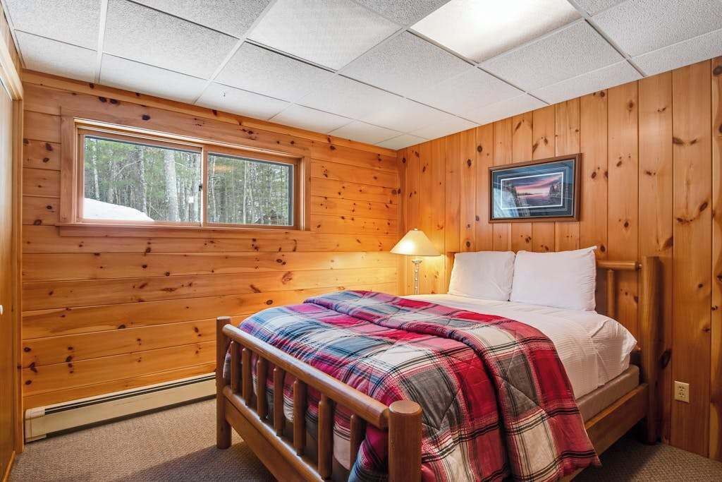 Photo of Bedroom in Manitowish Waters