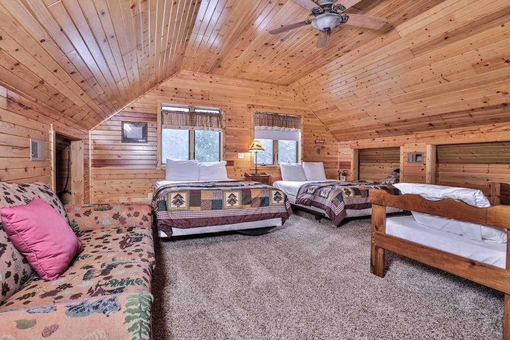 Photo of Bedroom in Eagle River