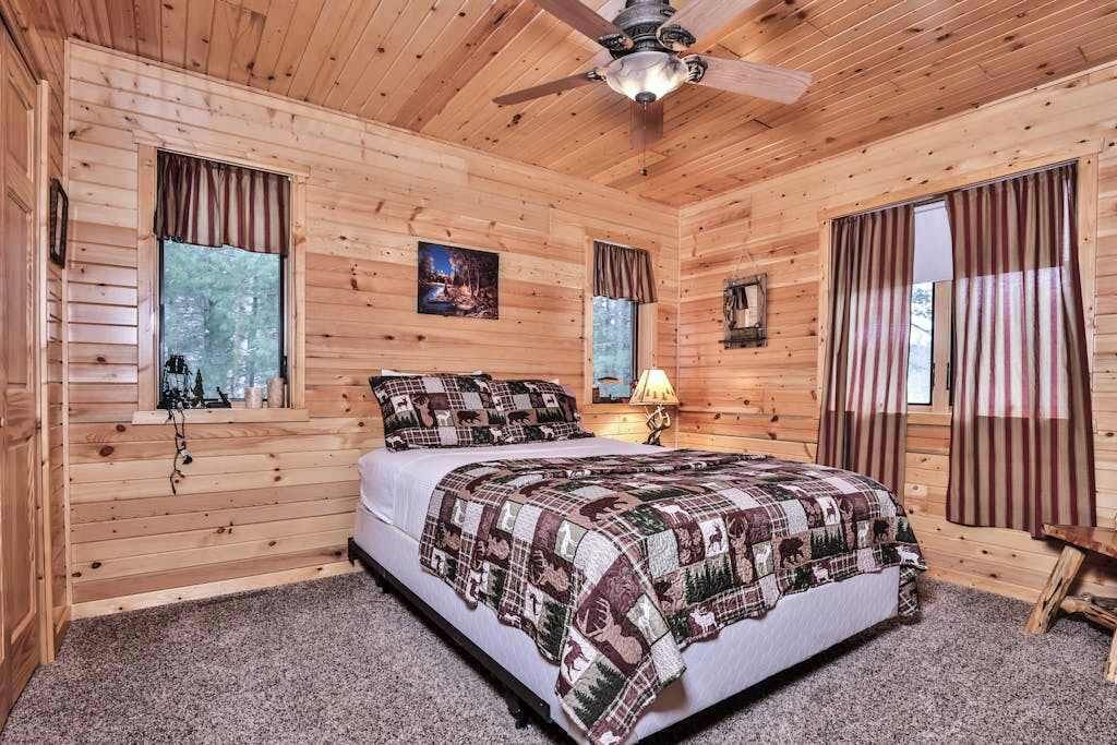 Photo of Bedroom in Eagle River
