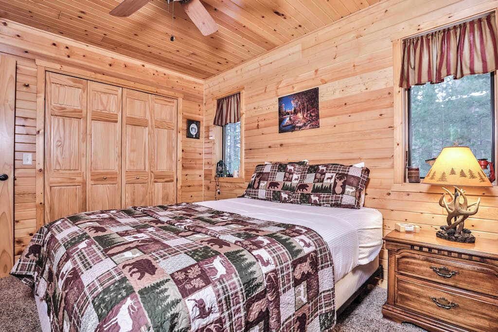 Photo of Bedroom in Eagle River