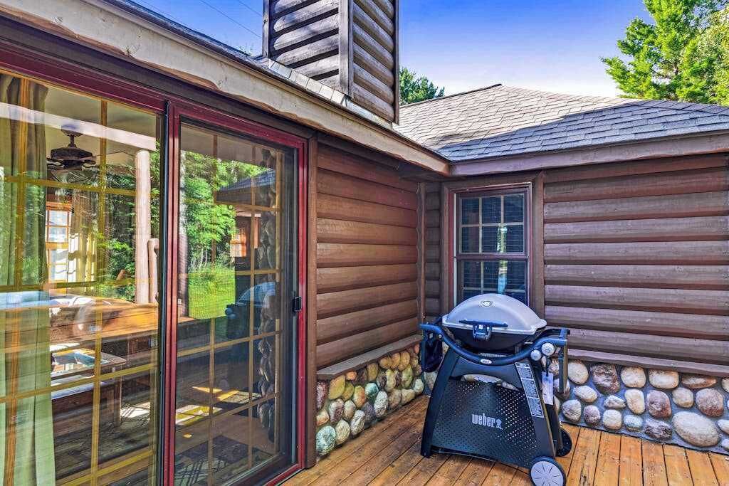Photo of Patio Balcony in Eagle River