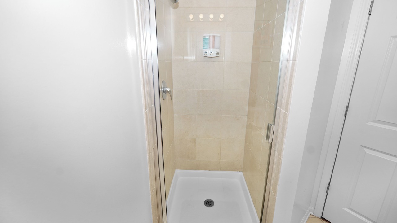 Photo of Bathroom in Printers Row