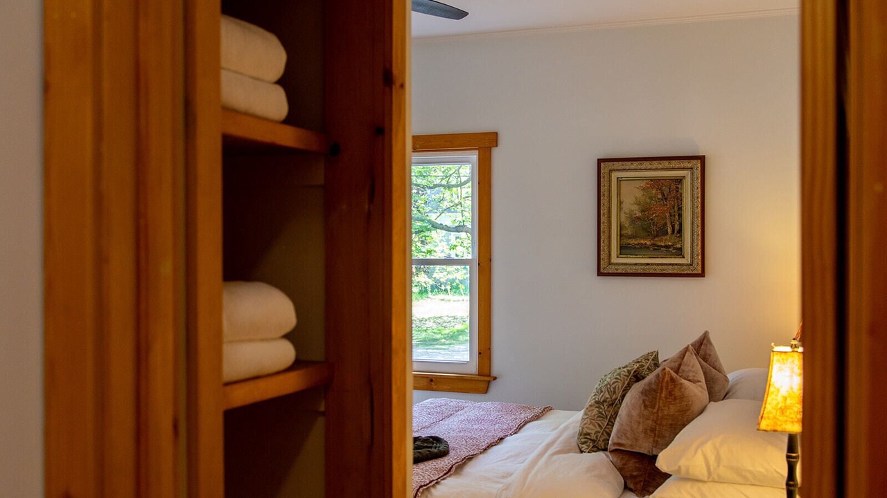 Photo of Bedroom in Douglas