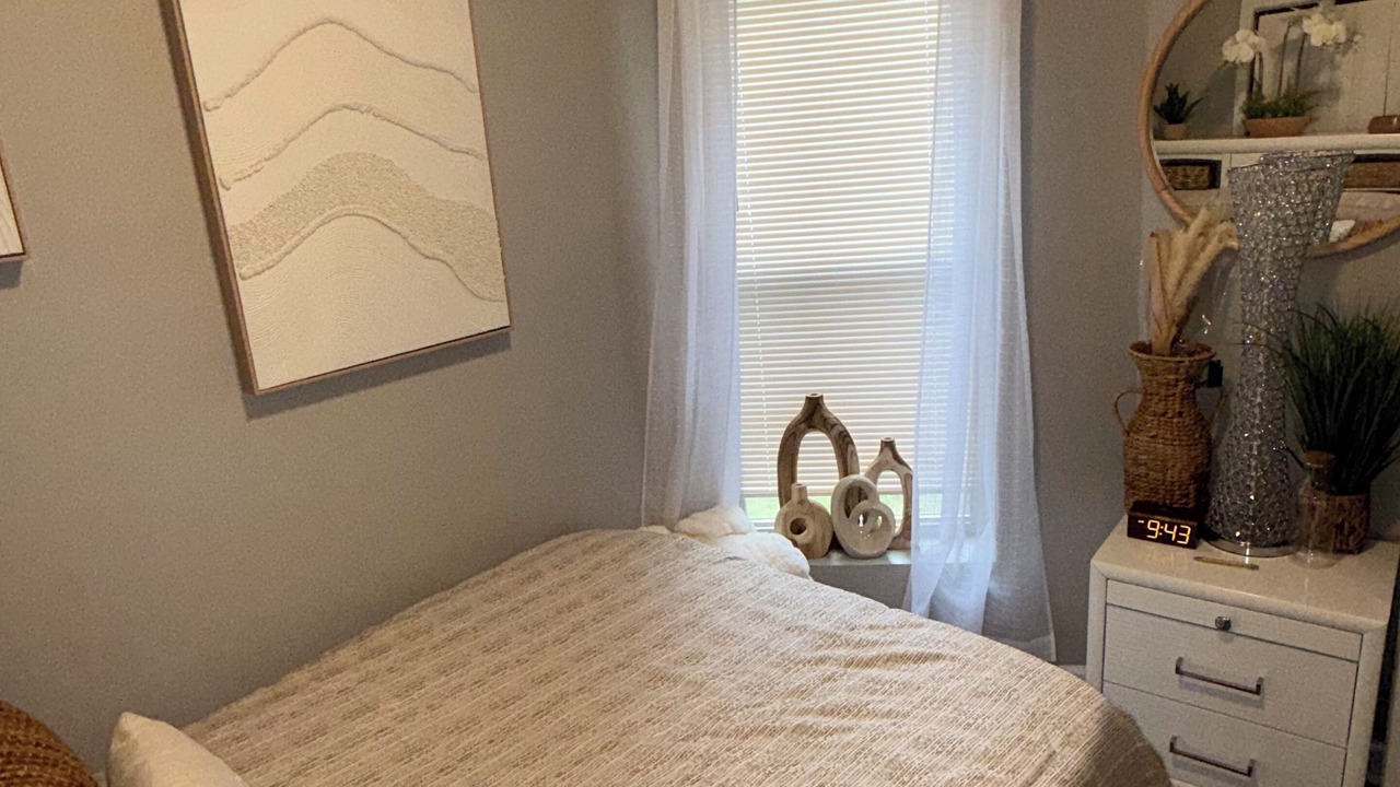 Photo of Bedroom in Greater Grand Crossing