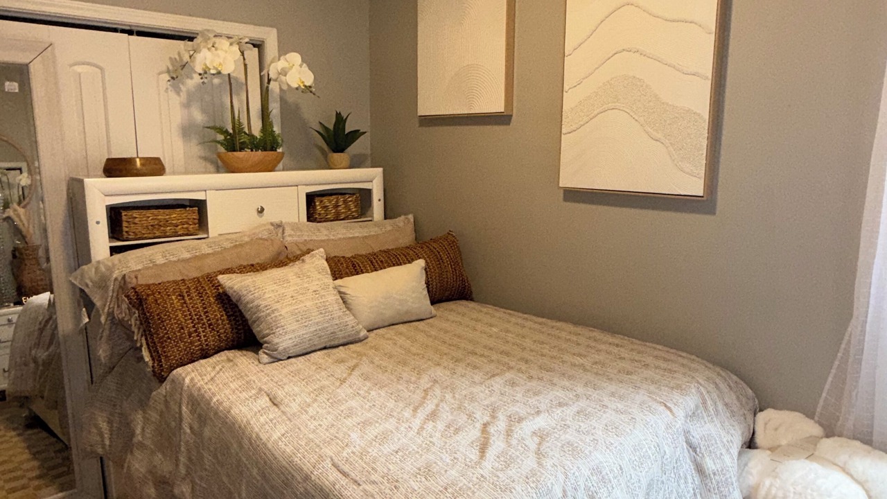 Photo of Bedroom in Greater Grand Crossing