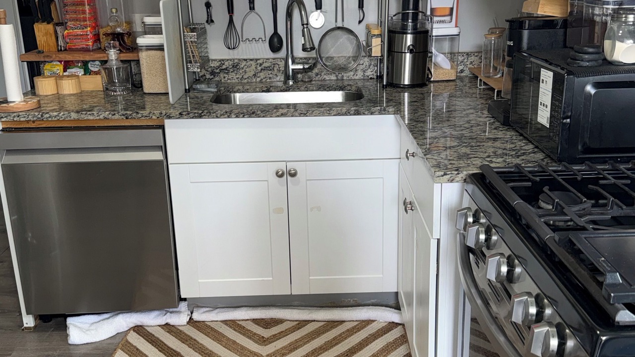 Photo of Kitchen in Greater Grand Crossing