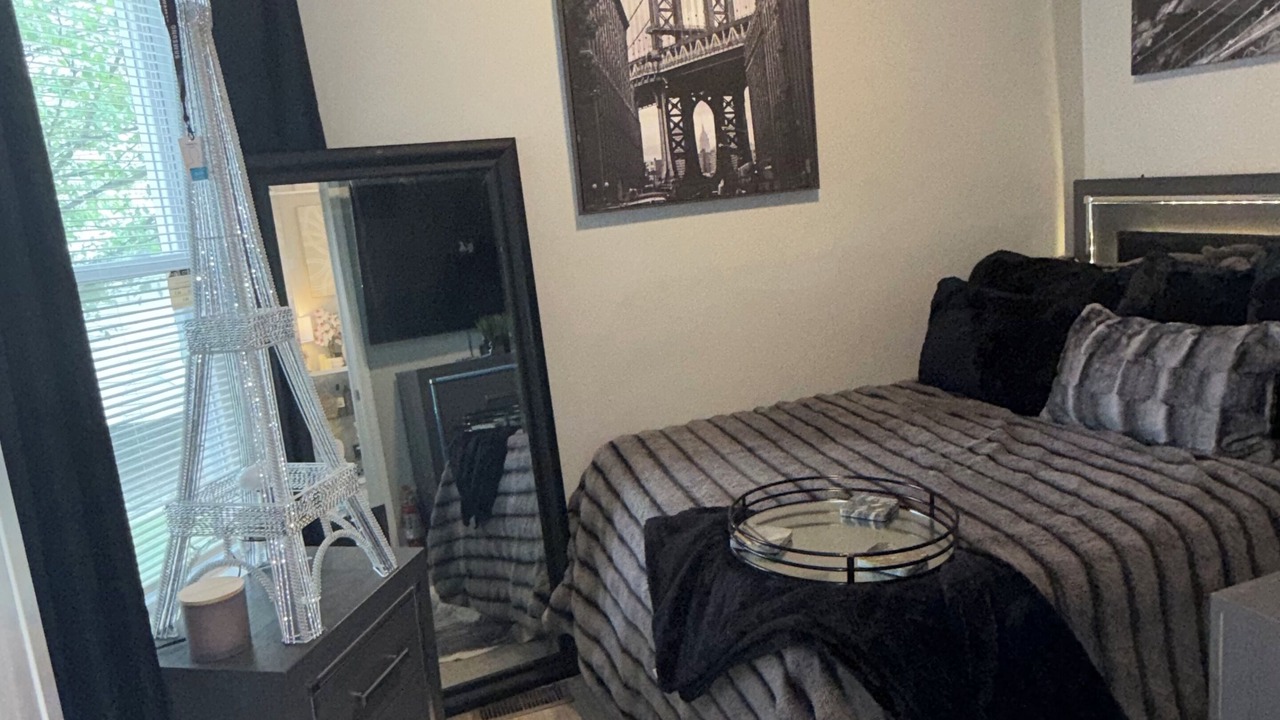 Photo of Bedroom in Greater Grand Crossing