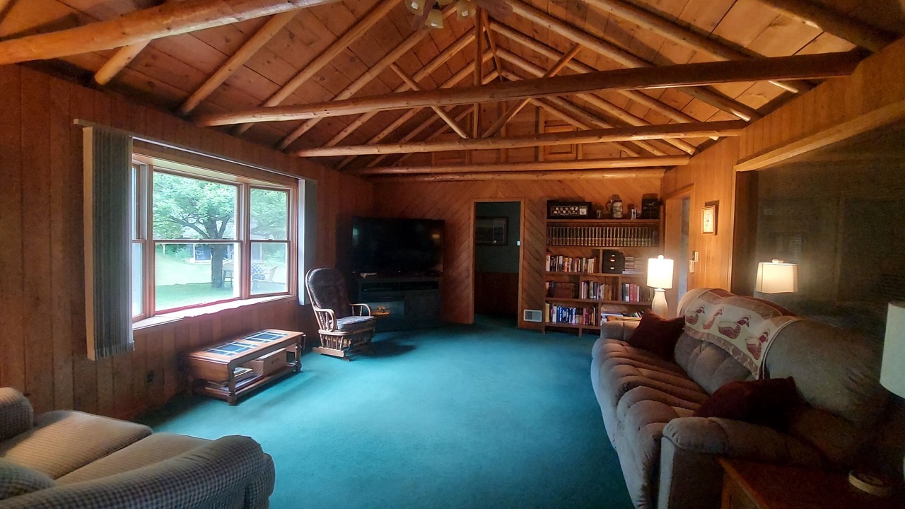 Photo of Livingroom in Iron Mountain
