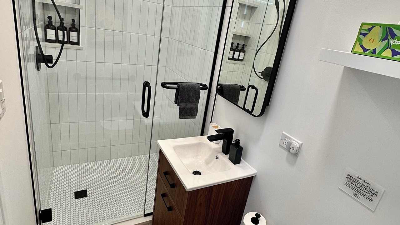 Photo of Bathroom in Evanston