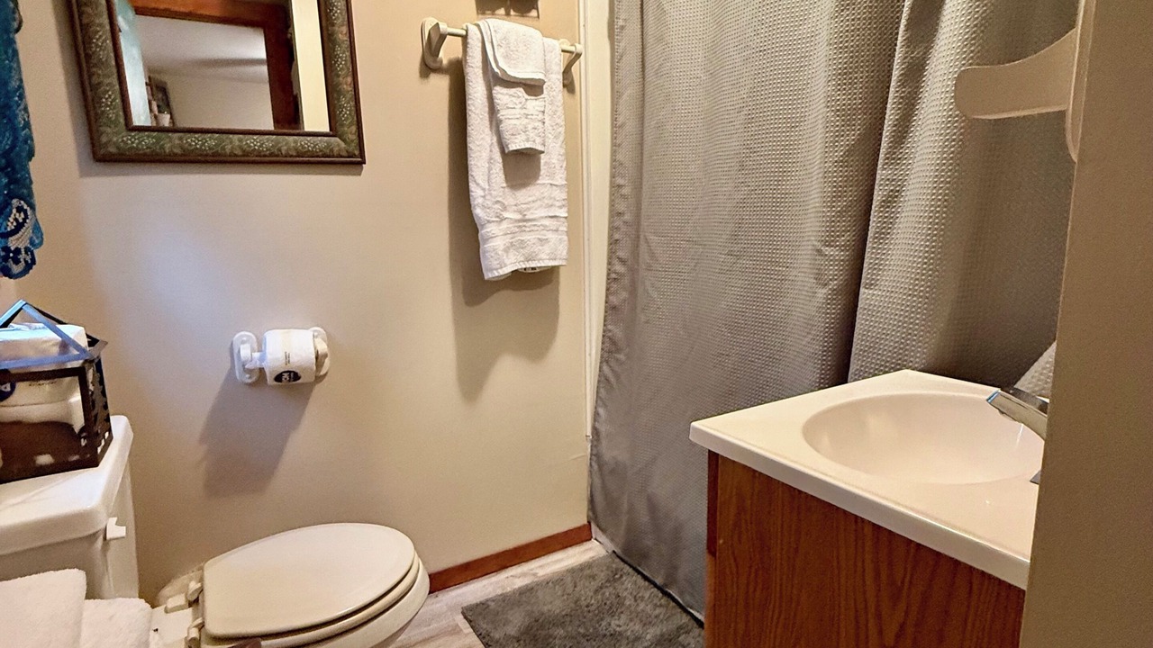 Photo of Bathroom in Lake Tomahawk
