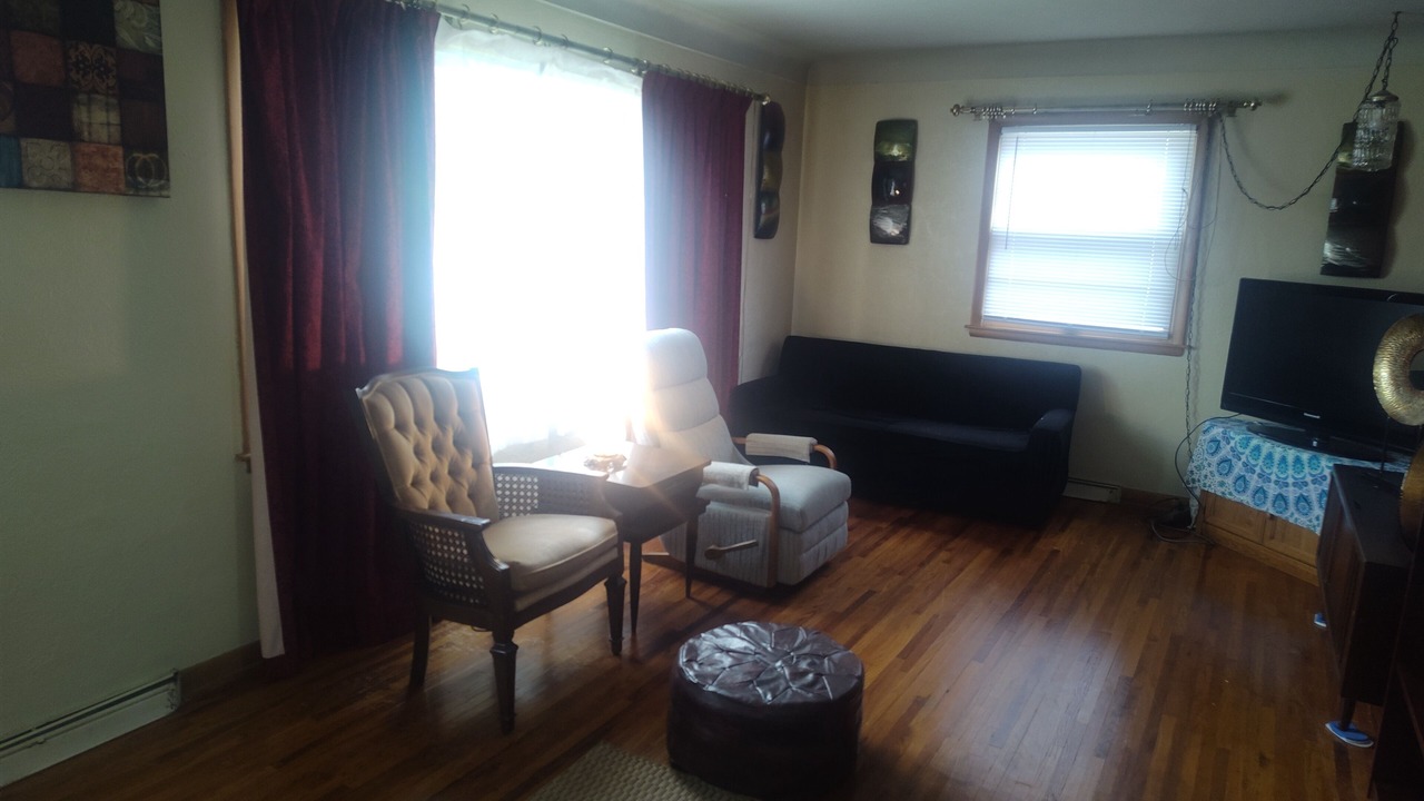 Photo of Livingroom in Cedar Rapids