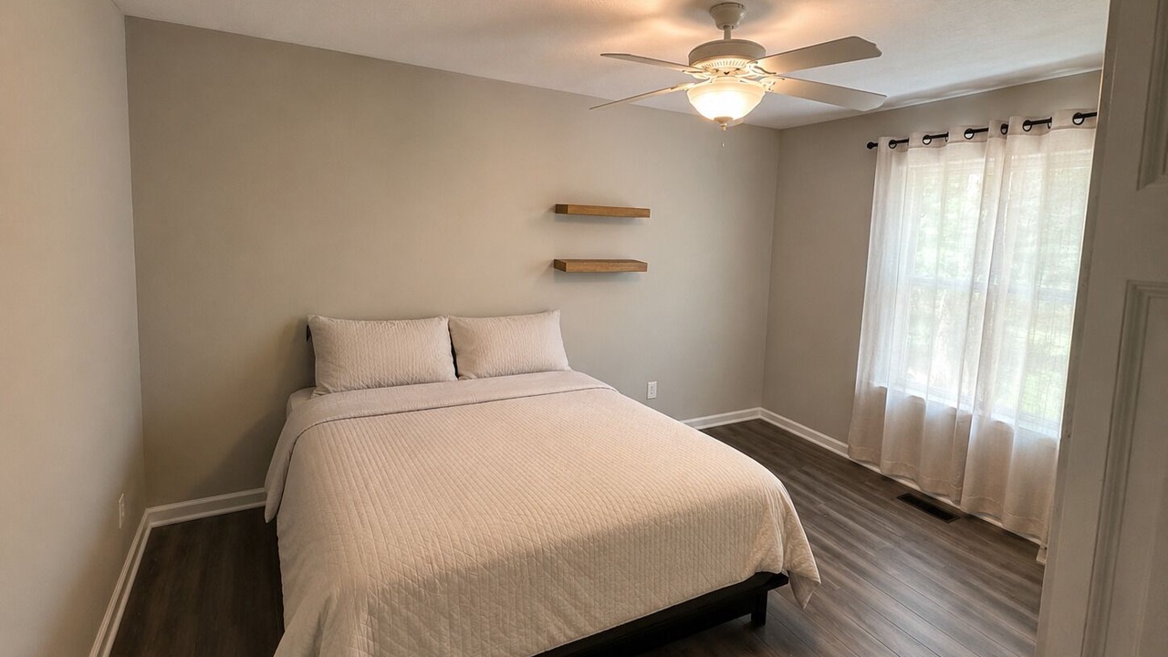 Photo of Bedroom in Marshall