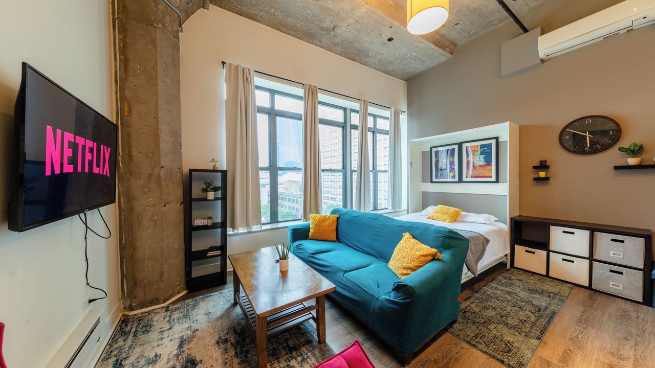 Photo of Livingroom in Near South Side