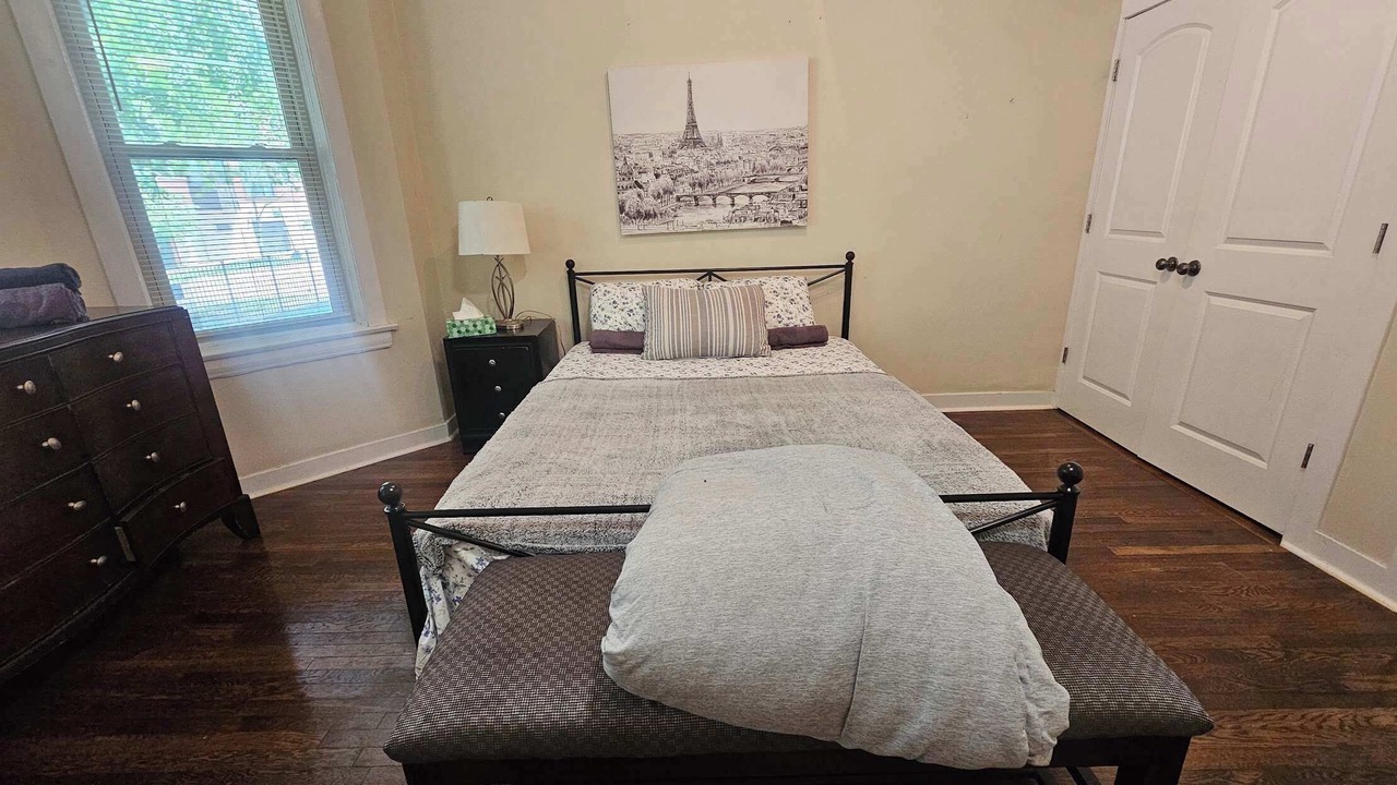 Photo of Bedroom in Sheridan Park