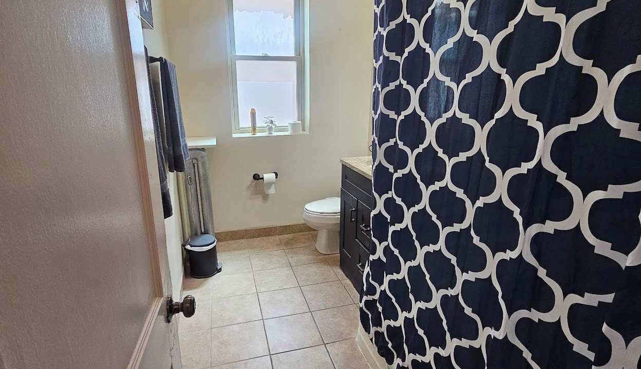 Photo of Bathroom in Sheridan Park