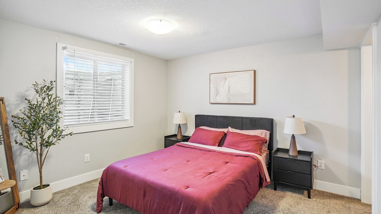 Photo of Bedroom in Pleasant Hill