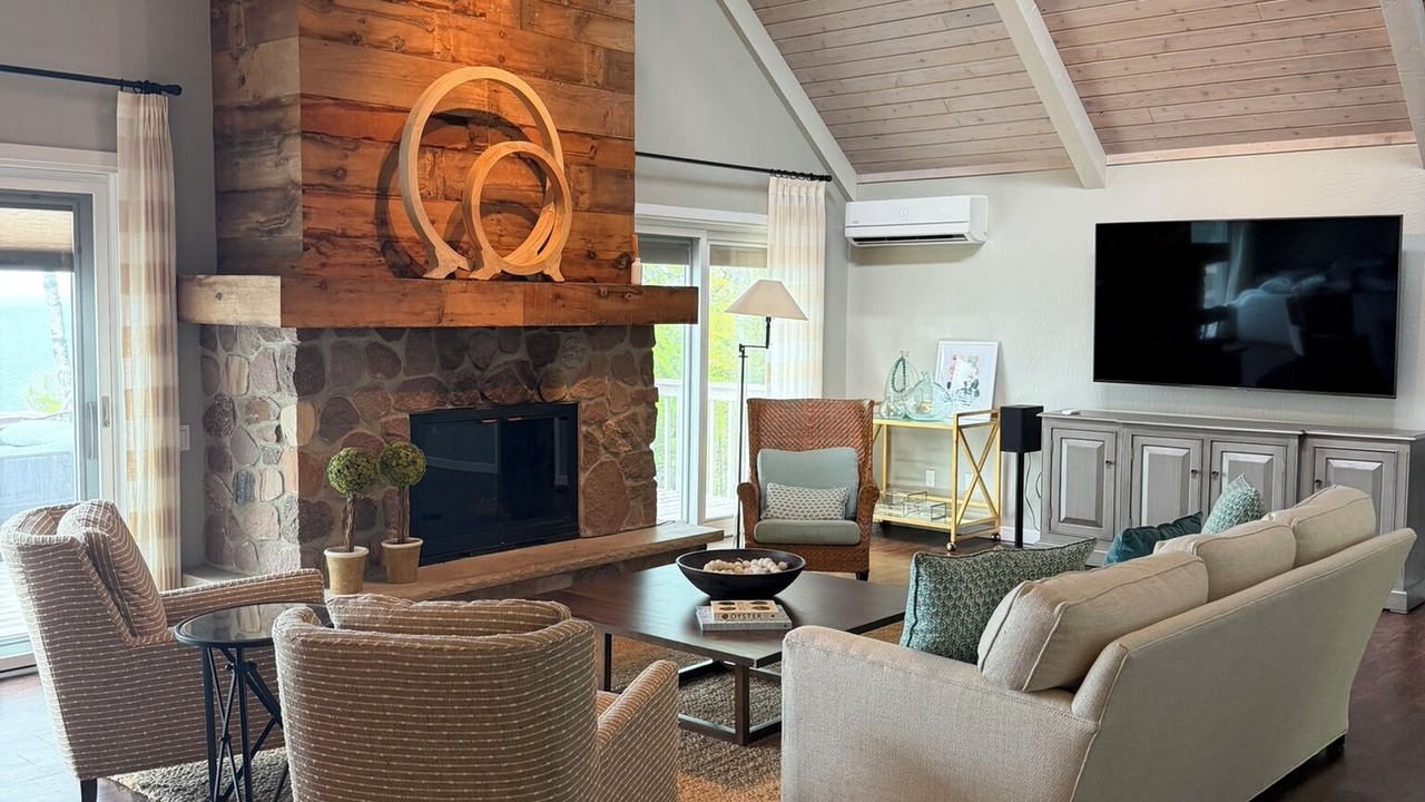 Photo of Livingroom in Fish Creek