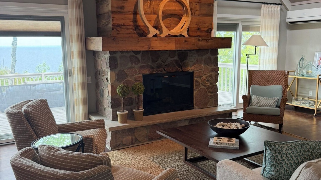 Photo of Livingroom in Fish Creek