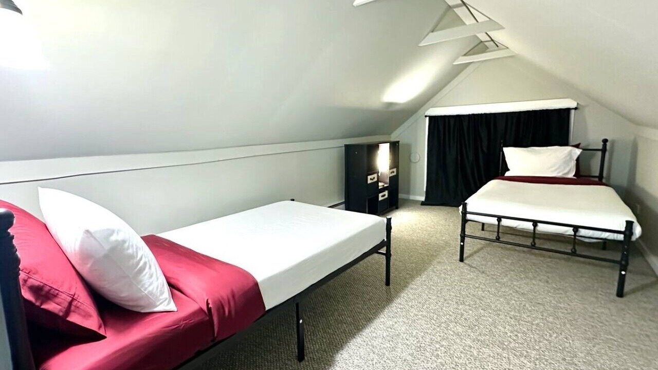 Photo of Bedroom in Forest Park