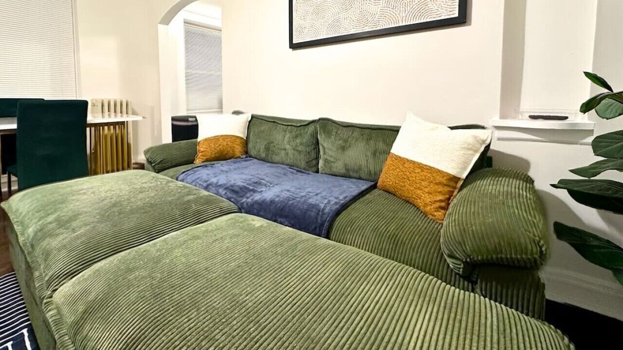 Photo of Livingroom in Oak Park