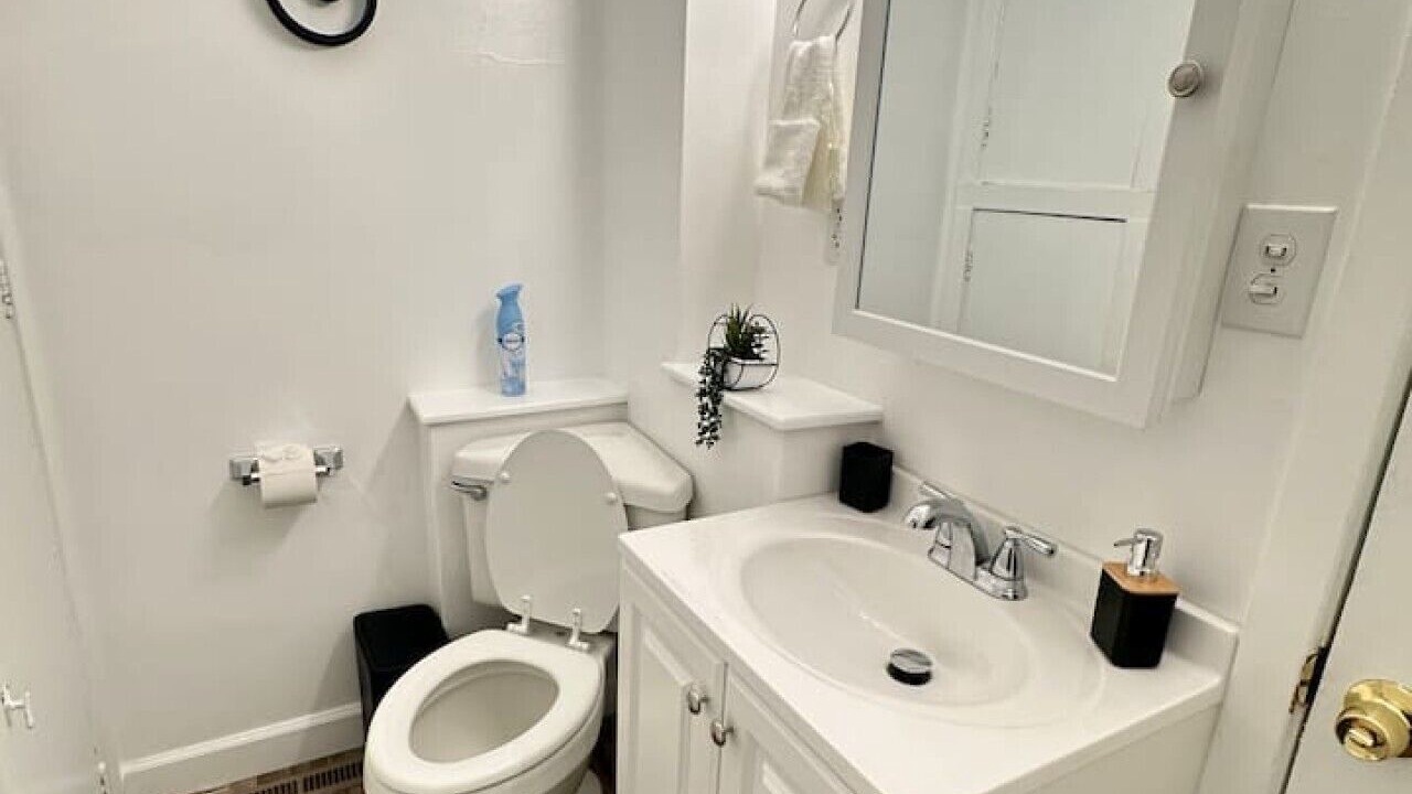 Photo of Bathroom in Forest Park