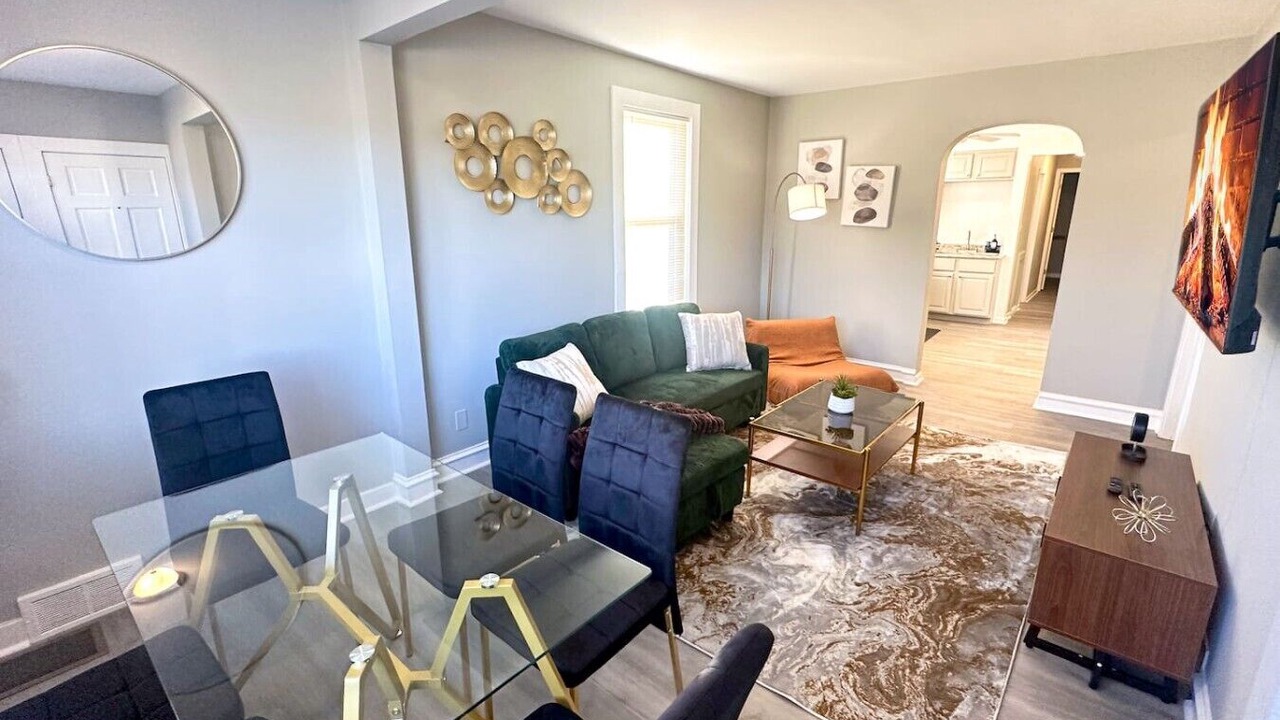 Photo of Livingroom in Forest Park