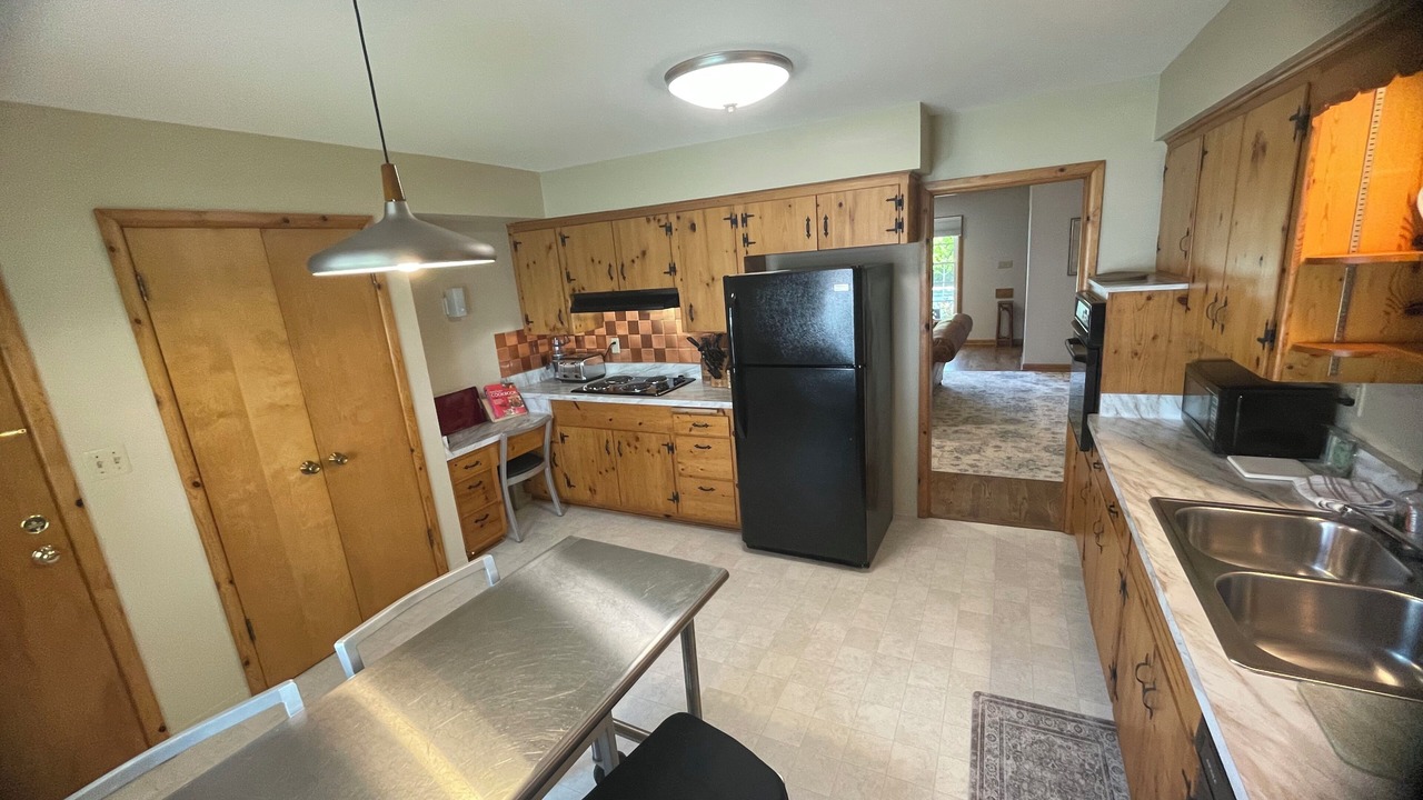 Photo of Kitchen in Shorewood