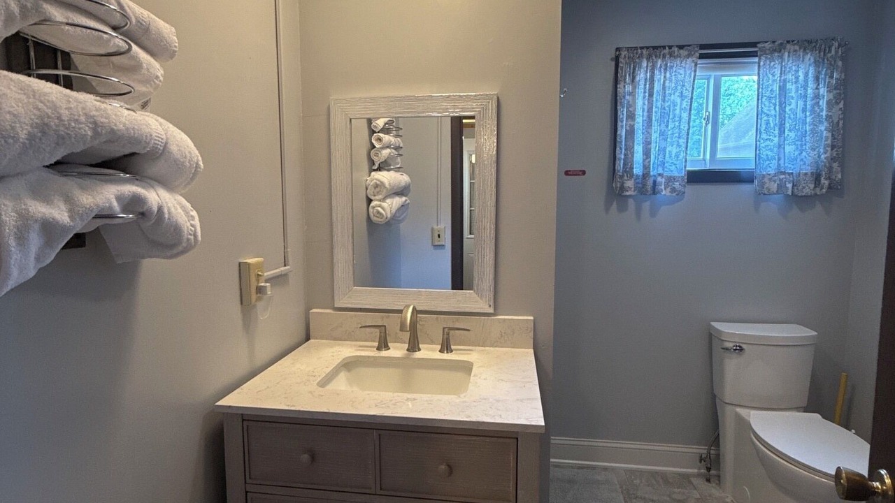 Photo of Bathroom in Ontonagon