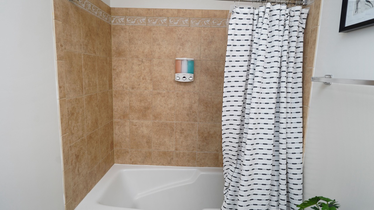 Photo of Bathroom in Printers Row