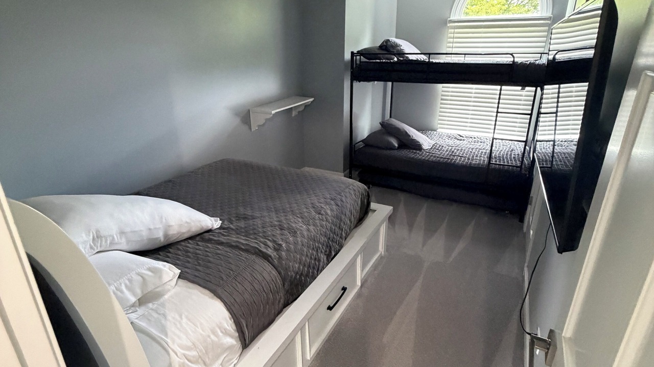 Photo of Bedroom in Bartlett
