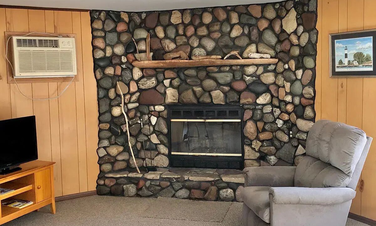 Photo of Livingroom in Ontonagon