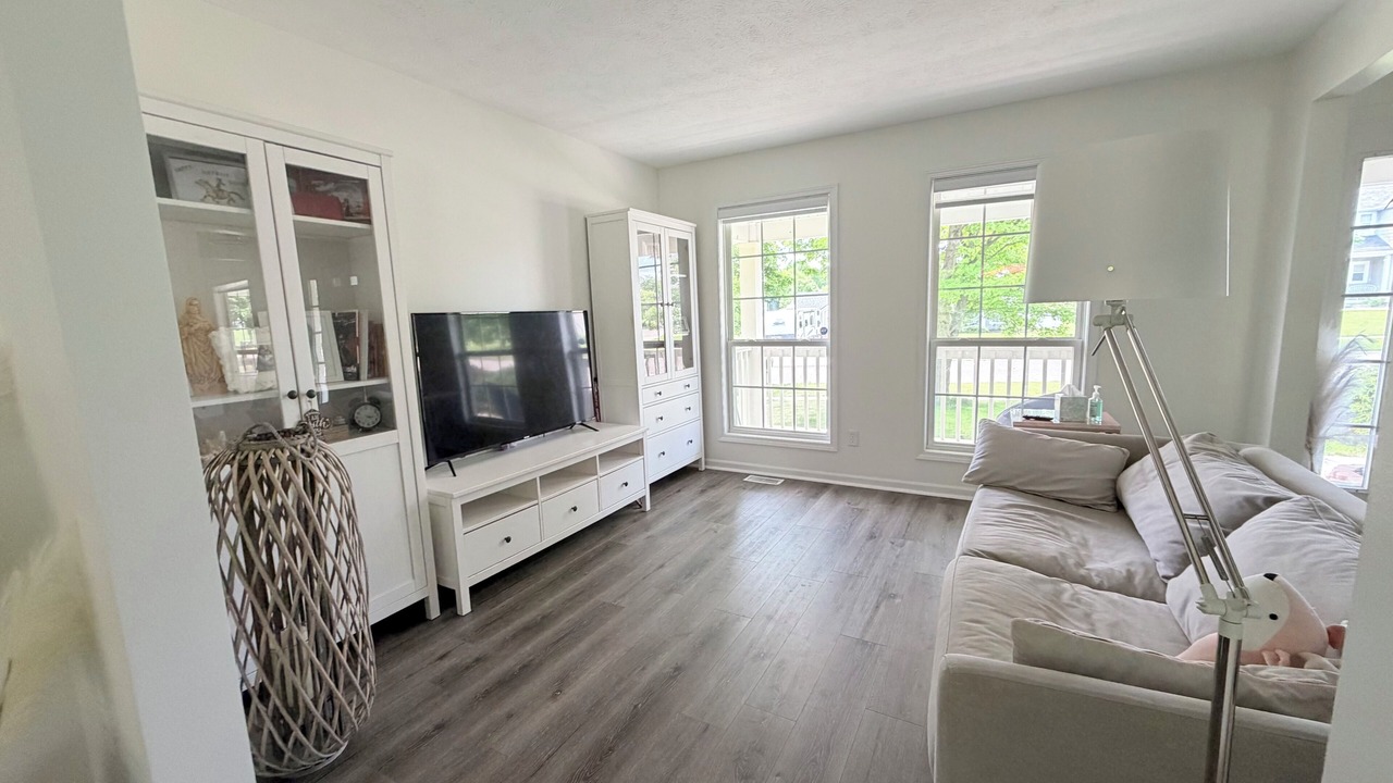 Photo of Livingroom in Rockford