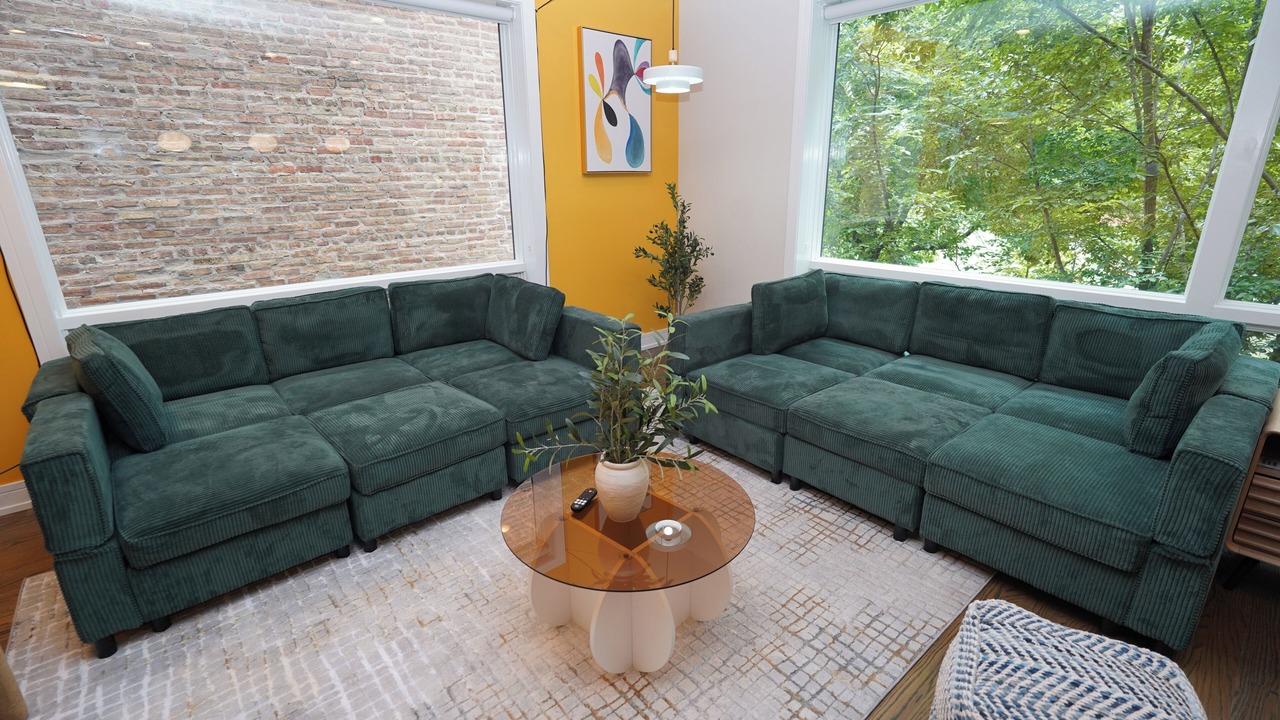 Photo of Livingroom in Near West Side