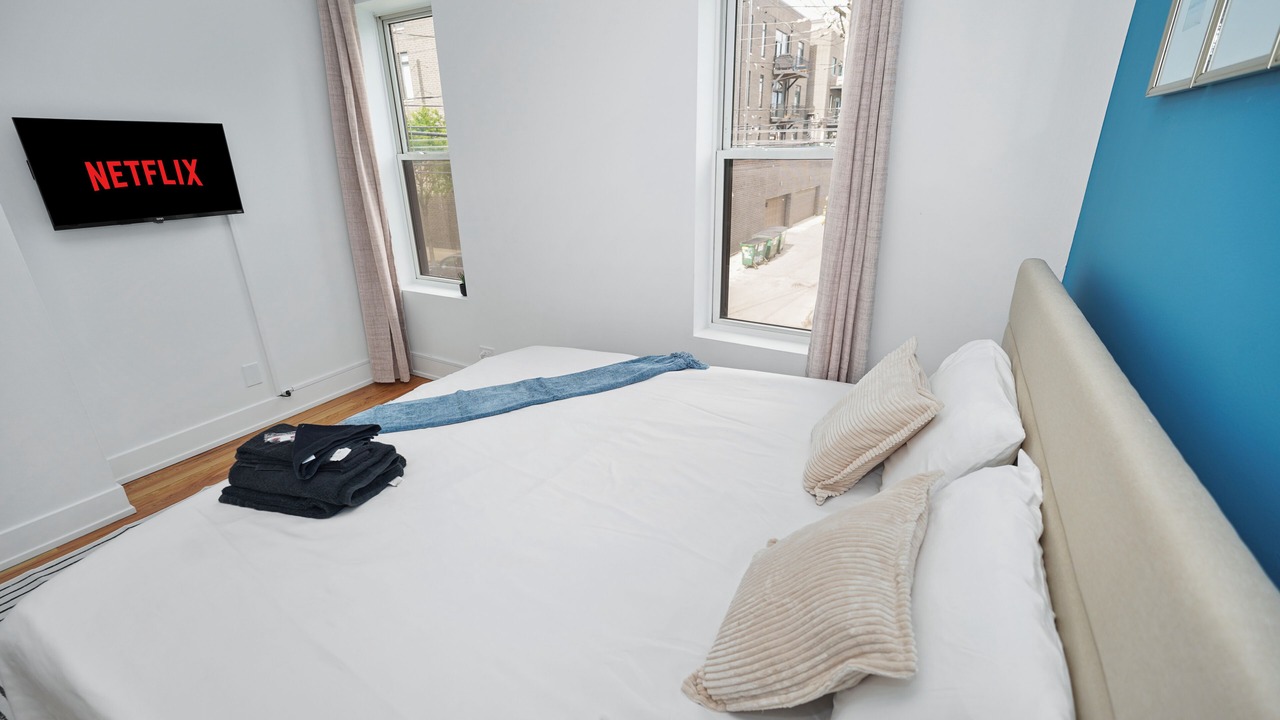 Photo of Bedroom in West Town