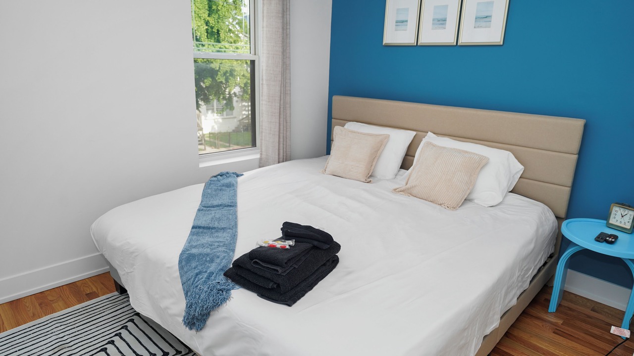 Photo of Bedroom in West Town