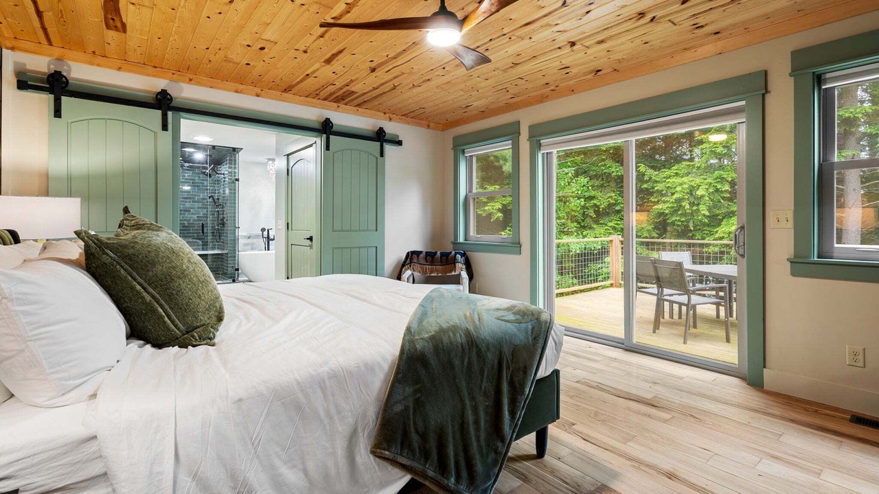 Photo of Bedroom in Interlochen