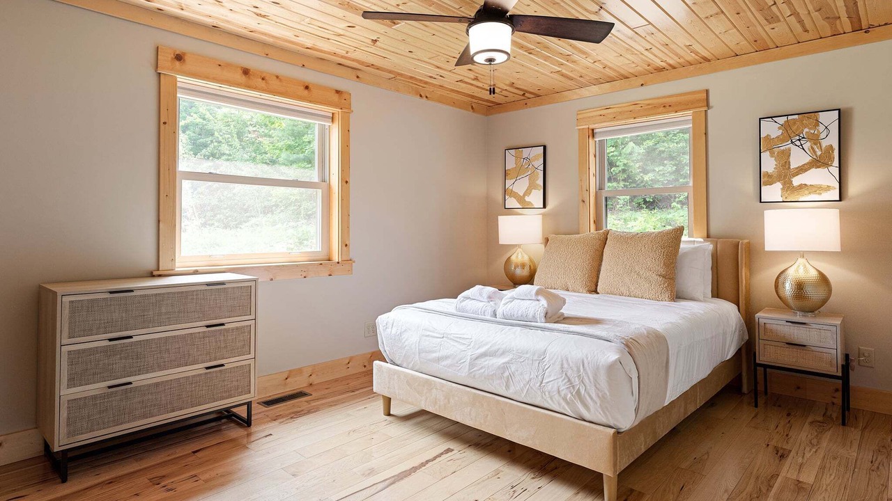 Photo of Bedroom in Interlochen