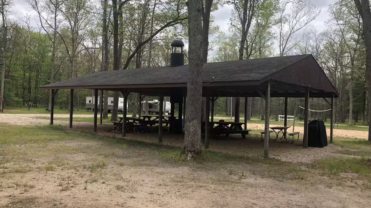 Photo of Outdoor in Irons