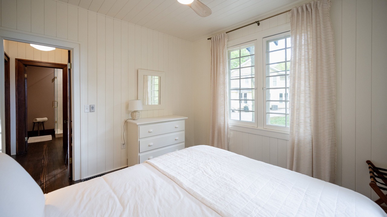 Photo of Bedroom in Macatawa