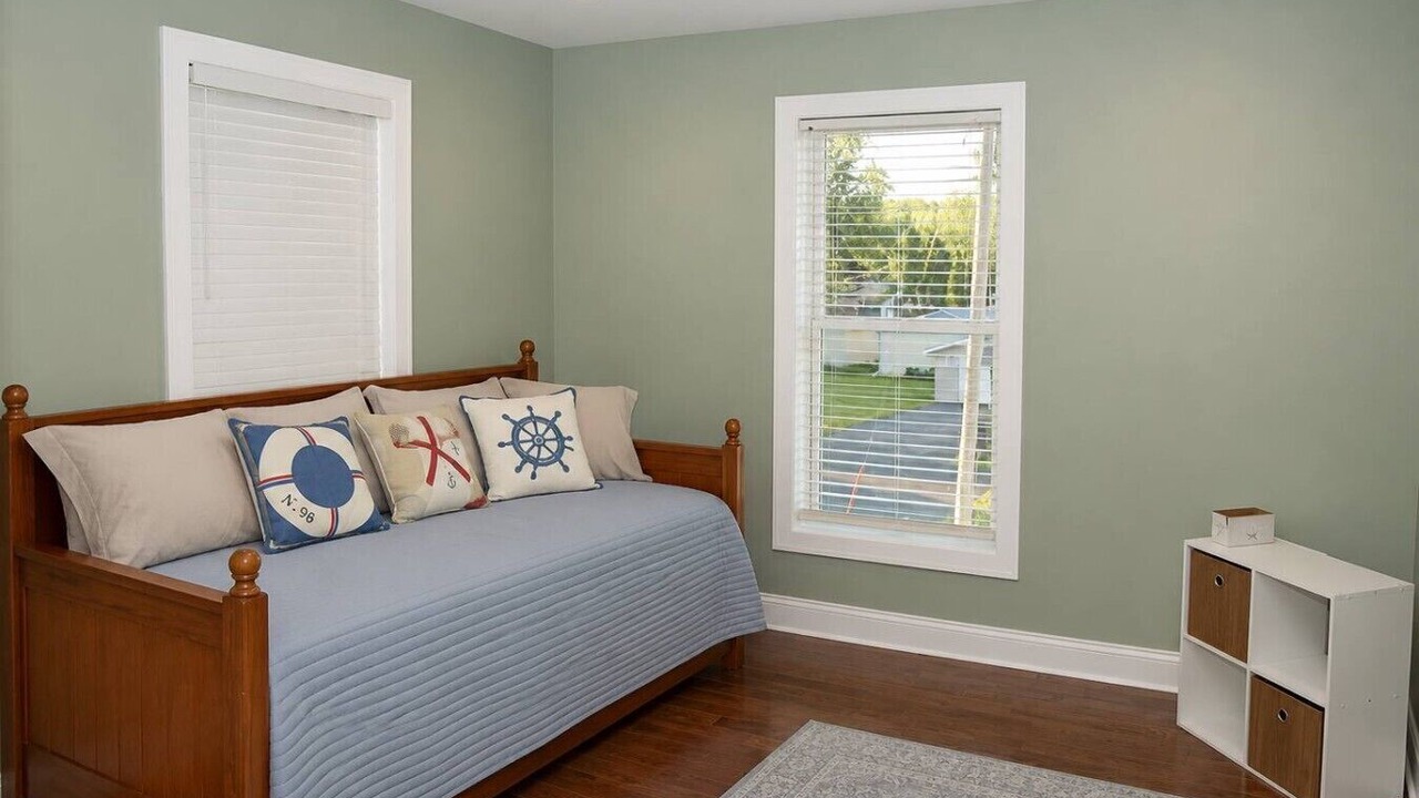 Photo of Bedroom in Village of Bloomfield