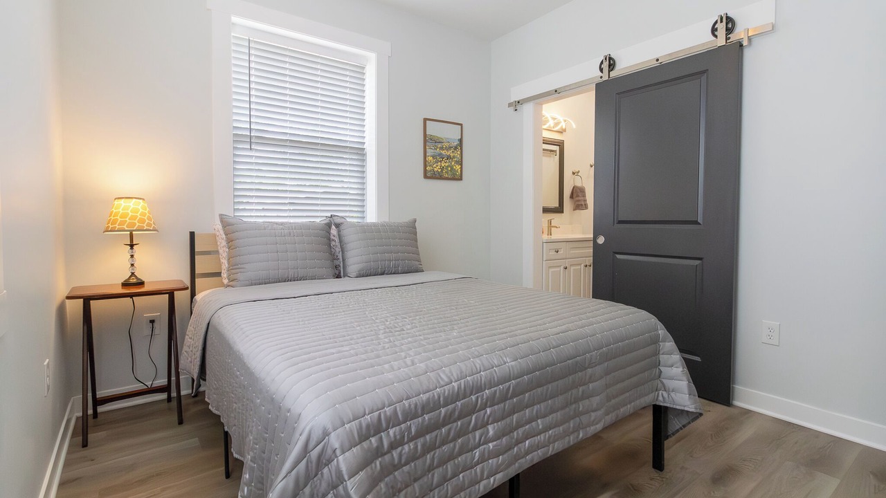 Photo of Bedroom in Miller Beach