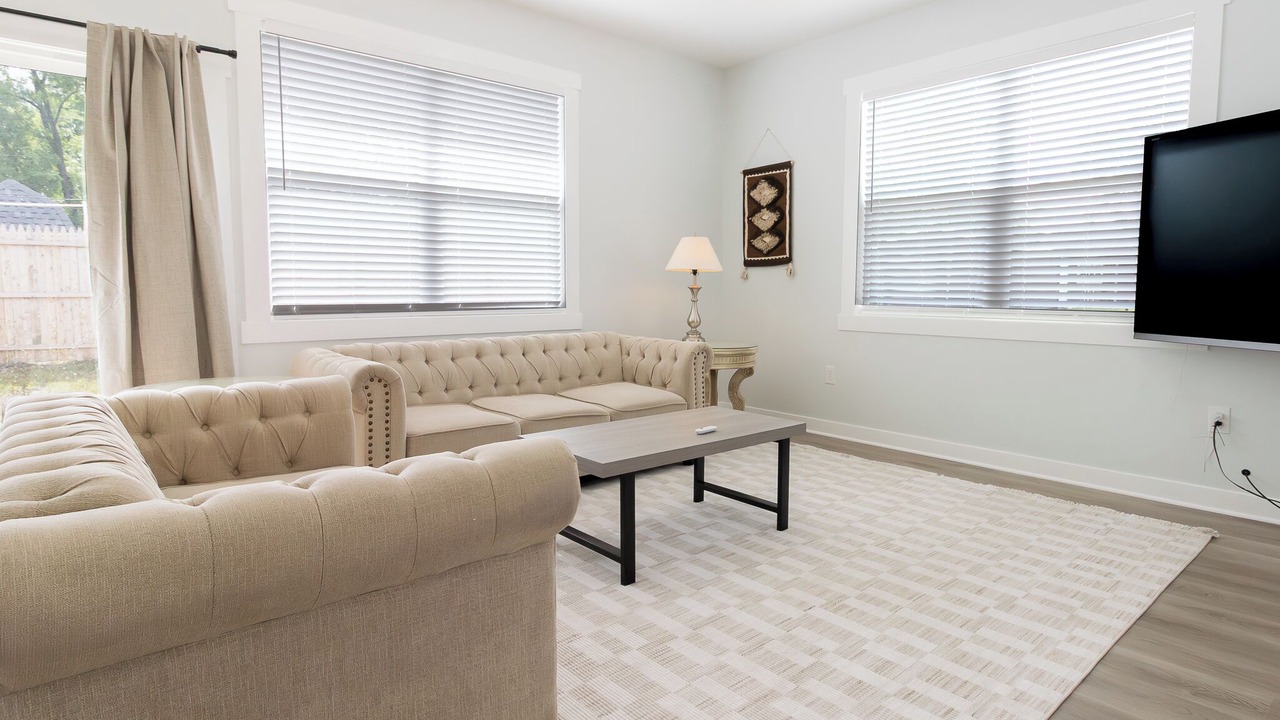 Photo of Livingroom in Gary