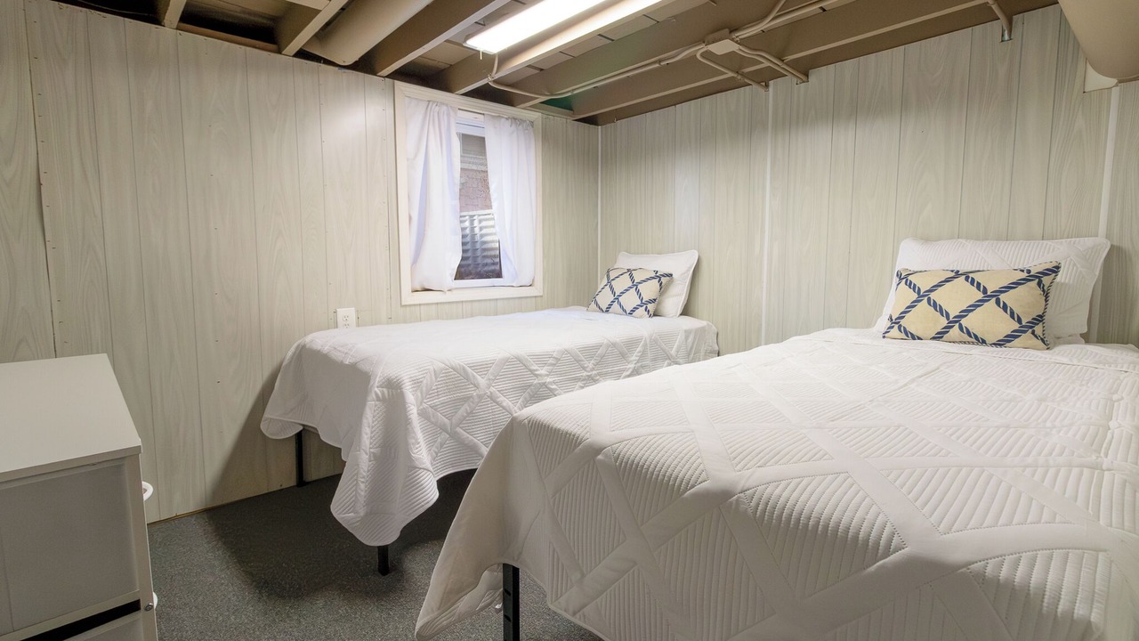 Photo of Bedroom in Gary