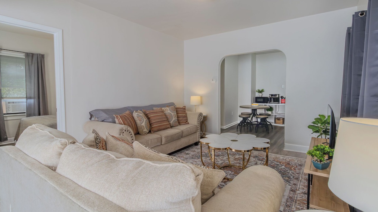Photo of Livingroom in Gary