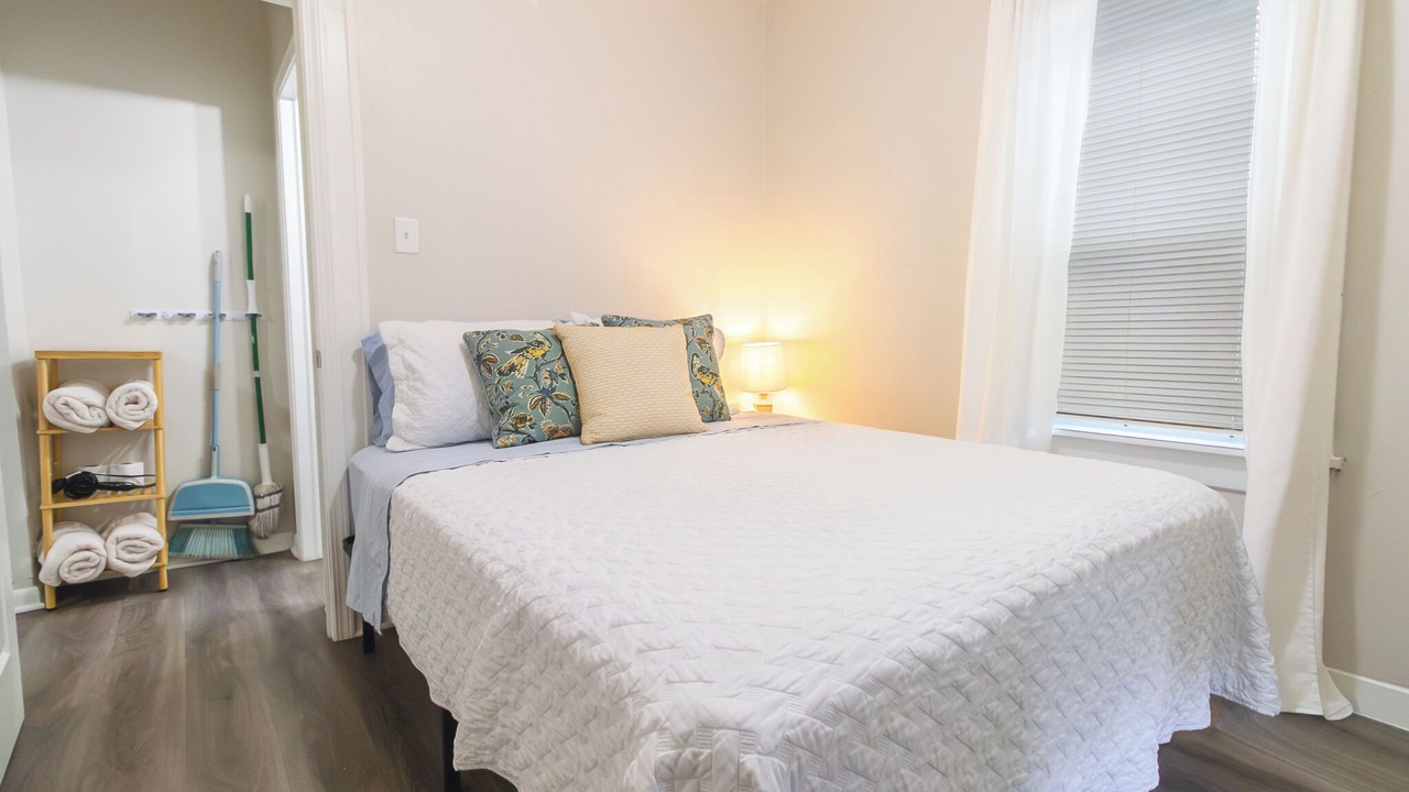 Photo of Bedroom in Gary
